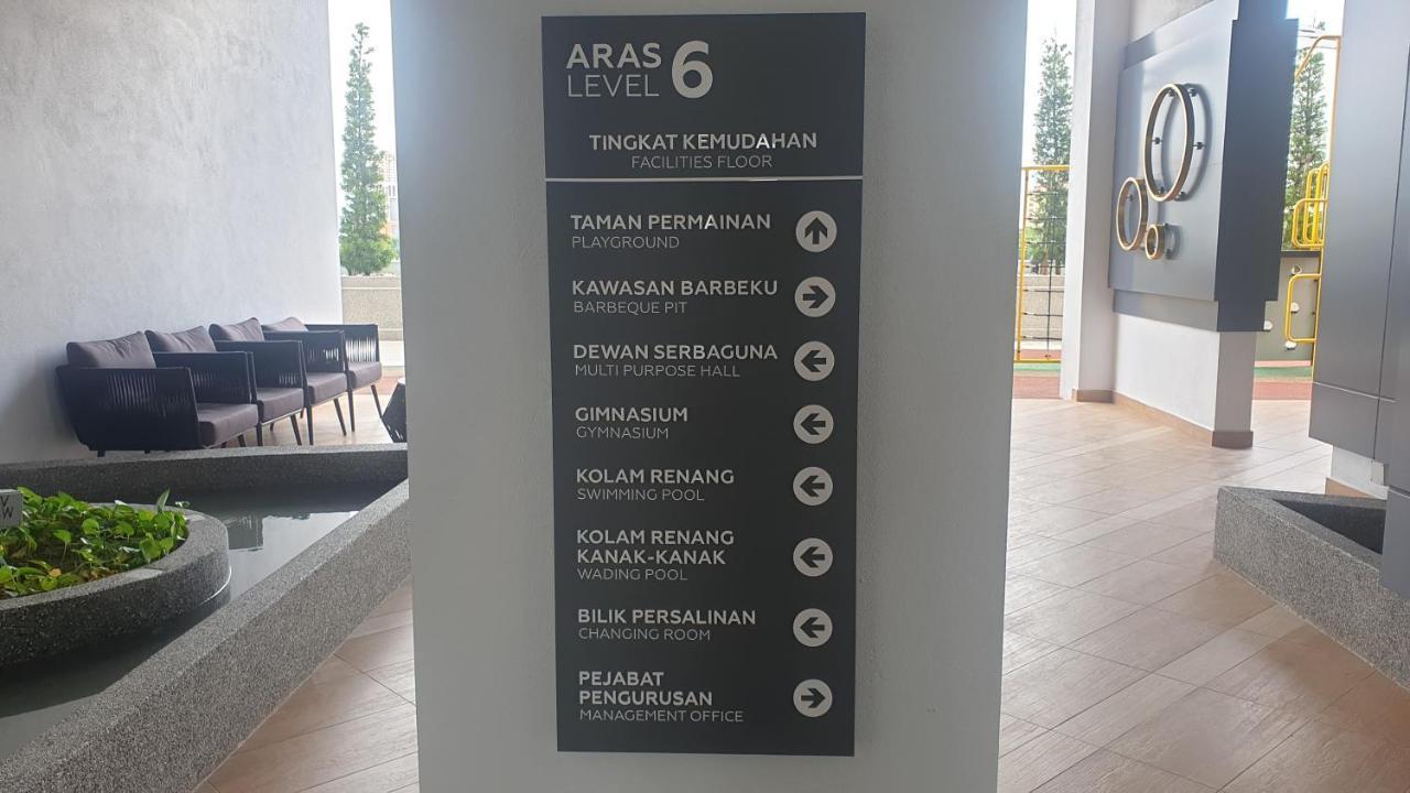 Prestige Troika Luxury Stay Kota Bharu Exterior foto